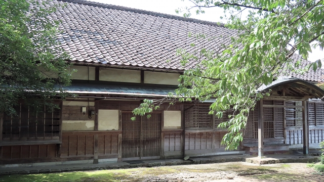 札幌の古家付き土地は更地にしなくても売却できる！2つの方法